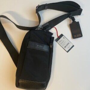 NWT Tumi Scott Compact Sling Crossbody Bag